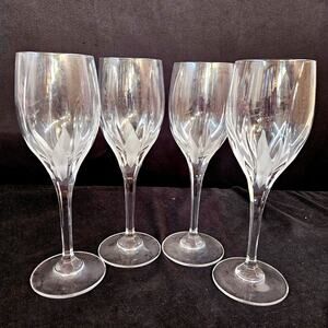 Mikasa Crystal Flame D'Amore Water Wine Glass Set of 4 Stemware Barware